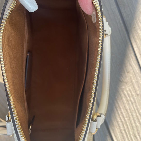 Coach Medium  Rowen Signature Beige bag - Picture 8 of 8